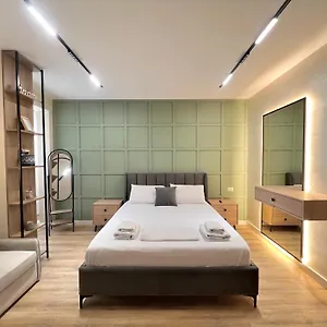 Syncron In The Center Of Apartment Tirana